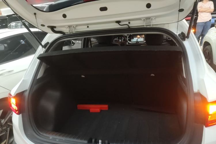 Used Kia kx1 Stonic 2021 1.4L CVT Sunroof Model Trunk