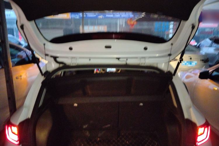 Used Kia kx1 Stonic 2021 1.4L CVT Fun & Sunroof Model Trunk