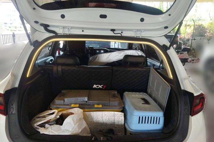 Used Kia kx1 Stonic 2021 1.4L CVT Fun & Sunroof Model Trunk