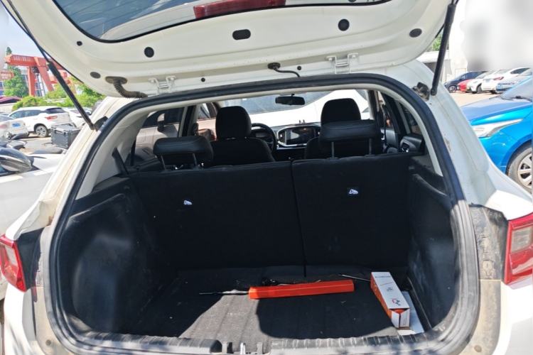 Used Kia kx1 Stonic 2021 1.4L CVT Fun Edition Trunk