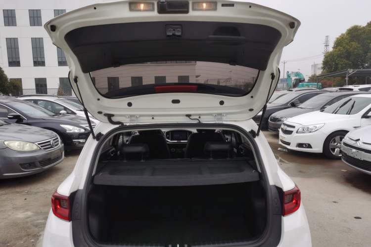 Used Kia kx1 Stonic 2021 1.4L CVT Sunroof Model Trunk