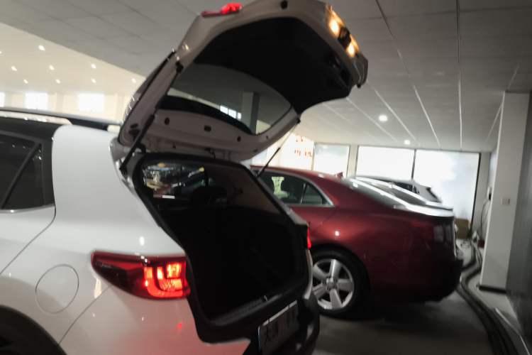 Used Kia kx1 Stonic 2021 1.4L CVT Sunroof Model Trunk