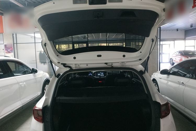 Used Kia kx1 Stonic 2021 1.4L CVT Fun & Sunroof Model Trunk