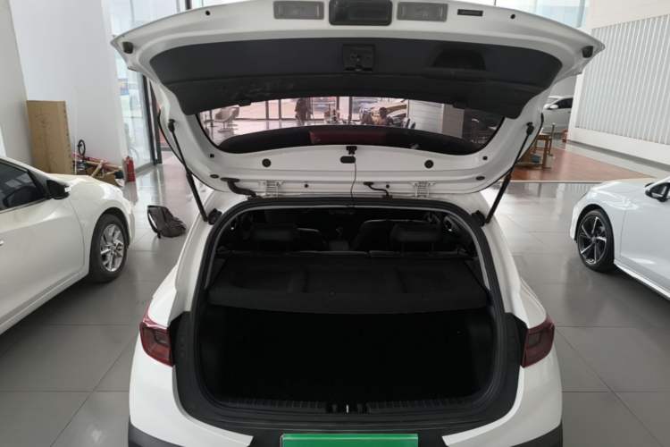 Used Kia kx1 Stonic 2021 1.4L CVT Sunroof Model Trunk