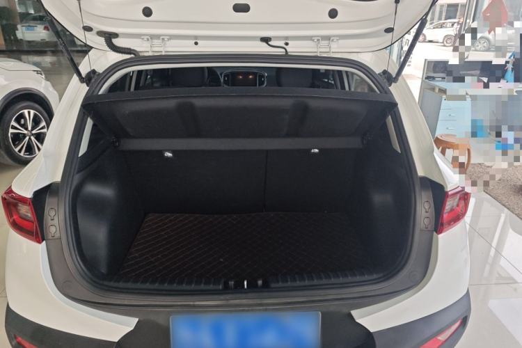Used Kia kx1 Stonic 2021 1.4L CVT Sunroof Model Trunk