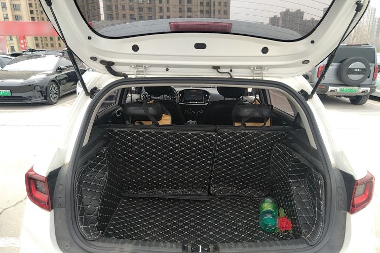 Used Kia kx1 Stonic 2021 1.4L CVT Fun Edition Trunk