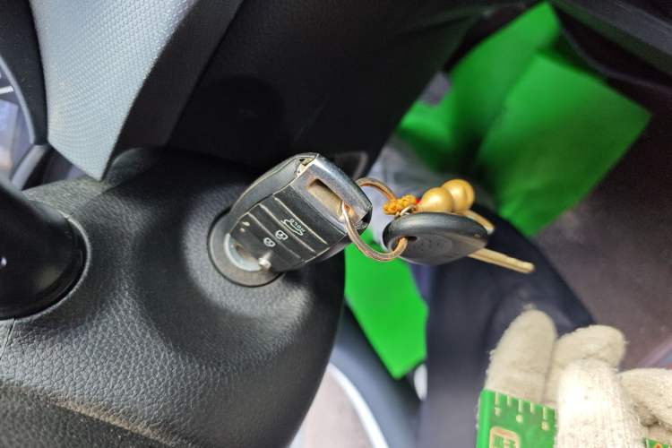 Used Kia kx1 Stonic 2021 1.4L Manual Fun Edition Vehicle Key