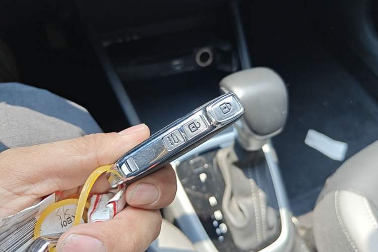 Used Kia kx1 Stonic 2021 1.4L CVT Sunroof Model Vehicle Key