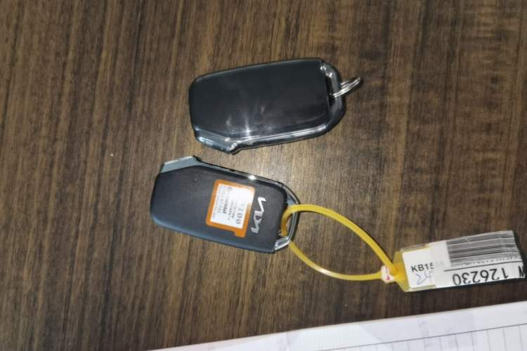 Used Kia kx1 Stonic 2021 1.4L CVT Fun Edition Vehicle Key