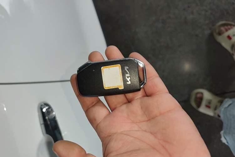 Used Kia kx1 Stonic 2021 1.4L CVT Sunroof Model Vehicle Key