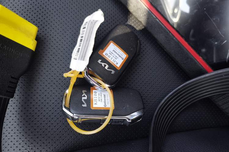 Used Kia kx1 Stonic 2021 1.4L CVT Fun Edition Vehicle Key