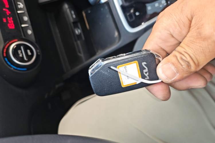 Used Kia kx1 Stonic 2021 1.4L CVT Sunroof Model Vehicle Key