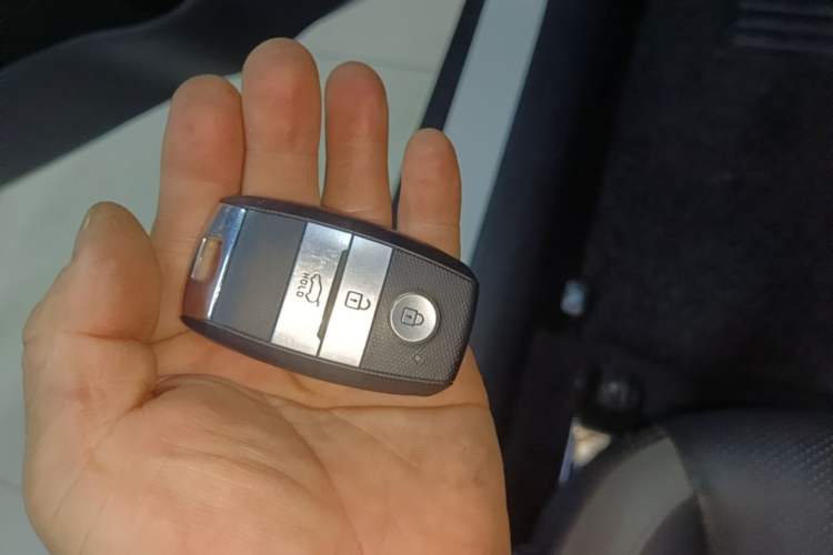 Used Kia kx1 Stonic 2021 1.4L Automatic Fun & Sport Edition Vehicle Key