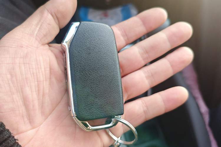 Used Kia kx1 Stonic 2021 1.4L CVT Fun & Sunroof Model Vehicle Key
