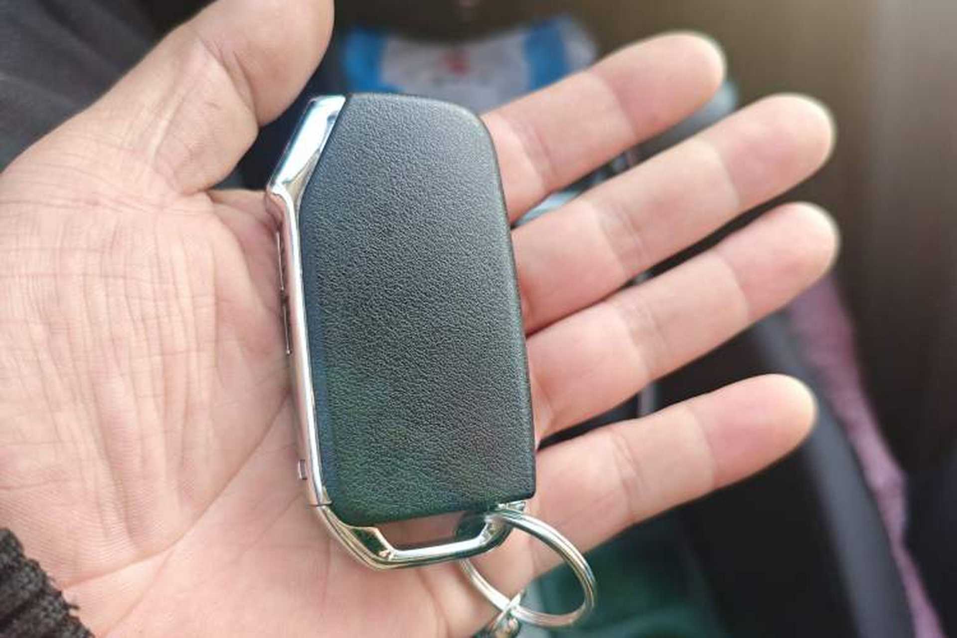 Used Kia kx1 Stonic 2021 1.4L CVT Fun & Sunroof Model Vehicle Key