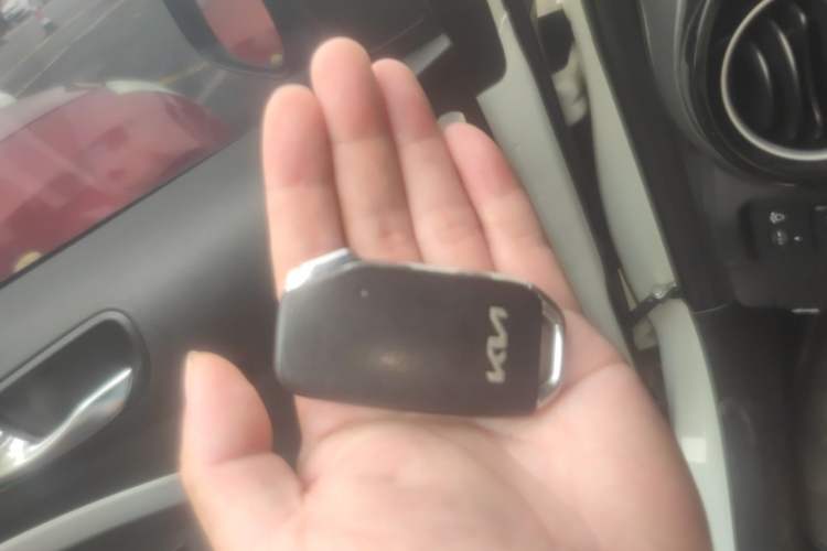Used Kia kx1 Stonic 2021 1.4L CVT Sunroof Model Vehicle Key