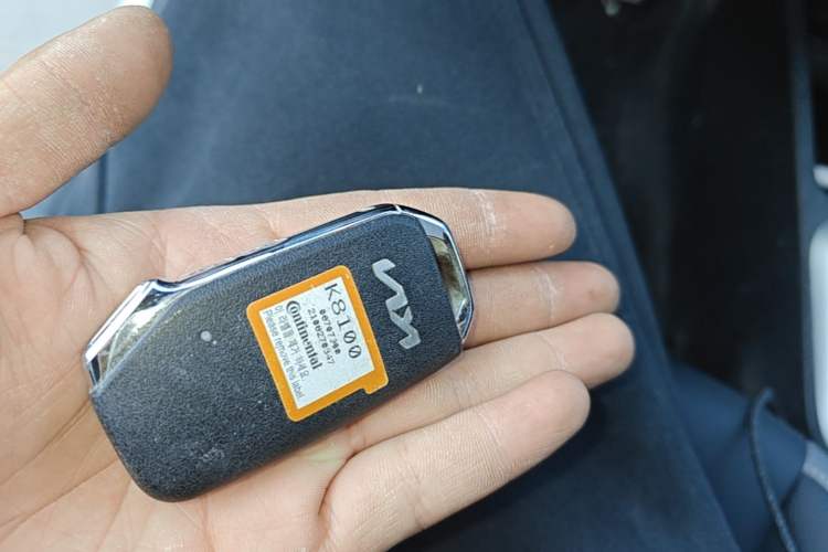 Used Kia kx1 Stonic 2021 1.4L CVT Fun Edition Vehicle Key