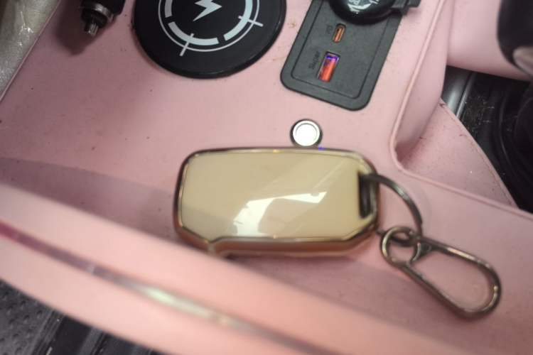 Used Kia kx1 Stonic 2021 1.4L Automatic Fun Edition Vehicle Key