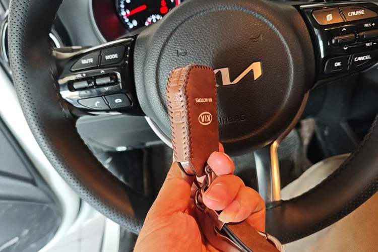 Used Kia kx1 Stonic 2021 1.4L CVT Sunroof Model Vehicle Key