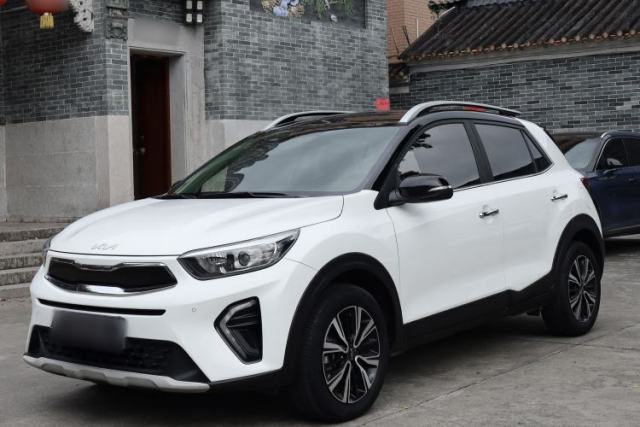 Used Kia kx1 Stonic 2021 1.4L CVT Fun & Sunroof Model