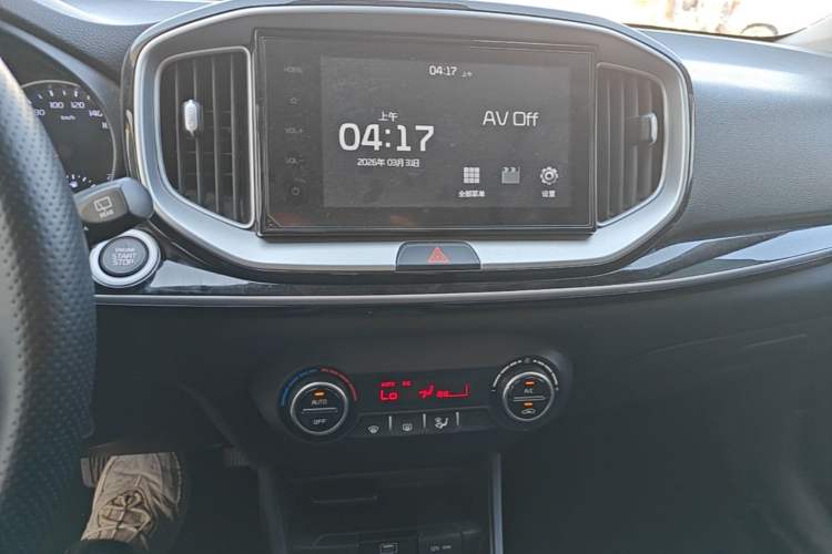 Used Kia kx1 Stonic 2021 1.4L CVT Sunroof Model Audio And AC Panel