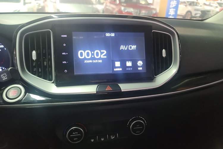 Used Kia kx1 Stonic 2021 1.4L CVT Fun & Sunroof Model Audio And AC Panel
