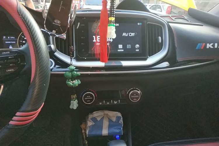Used Kia kx1 Stonic 2021 1.4L CVT Sunroof Model Audio And AC Panel