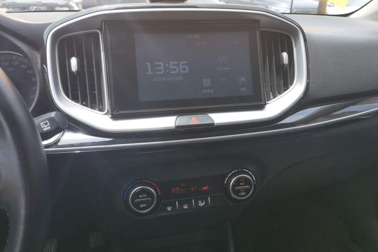 Used Kia kx1 Stonic 2021 1.4L CVT Sunroof Model Audio And AC Panel