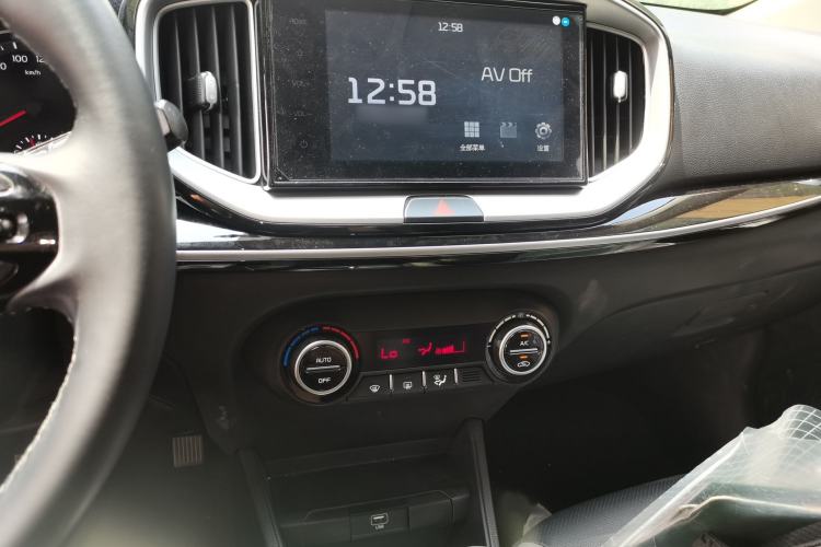 Used Kia kx1 Stonic 2021 1.4L CVT Sunroof Model Audio And AC Panel