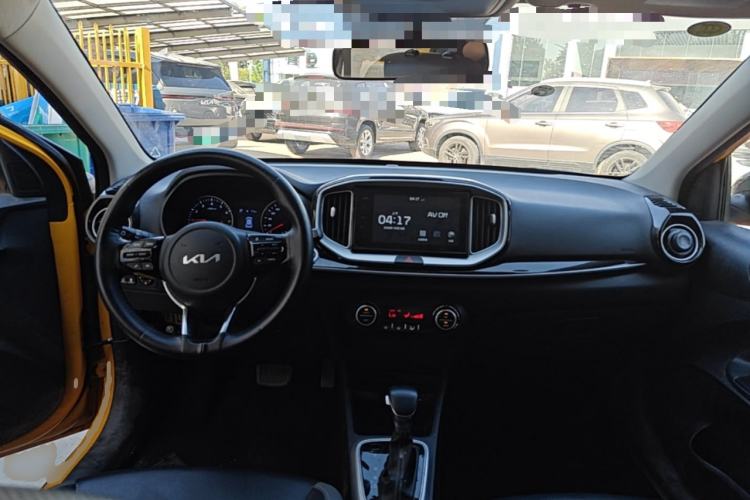 Used Kia kx1 Stonic 2021 1.4L CVT Sunroof Model Center Console