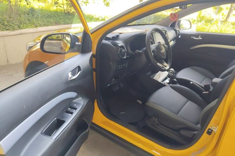 Used Kia kx1 Stonic 2021 1.4L CVT Fun & Sunroof Model Driver Seat