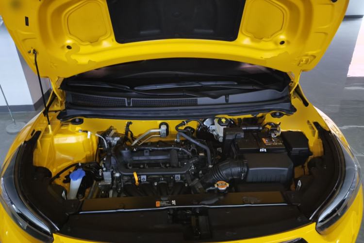 Used Kia kx1 Stonic 2021 1.4L CVT Sunroof Model Engine Bay