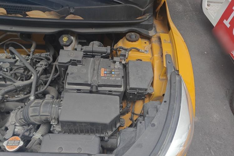 Used Kia kx1 Stonic 2021 1.4L CVT Fun Edition Engine Bay Left