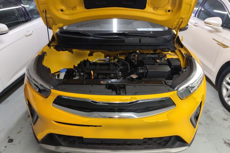 Used Kia kx1 Stonic 2021 1.4L Automatic Fun & Sport Edition Engine Bay