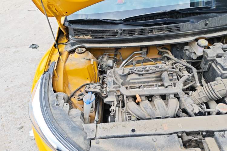 Used Kia kx1 Stonic 2021 1.4L CVT Sunroof Model Engine Bay Right