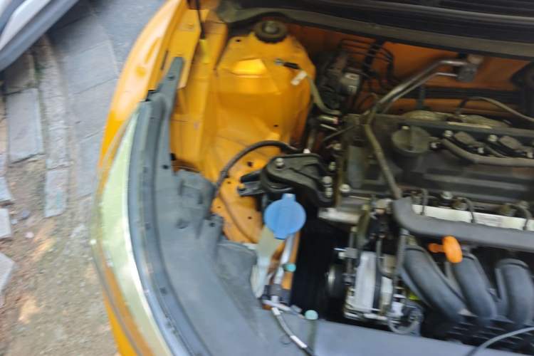 Used Kia kx1 Stonic 2021 1.4L CVT Sunroof Model Engine Bay Right