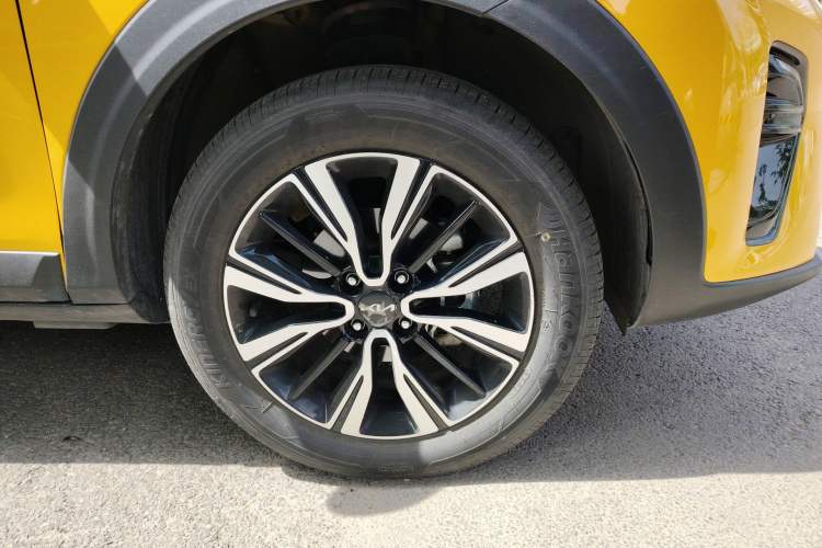 Used Kia kx1 Stonic 2021 1.4L CVT Sunroof Model Exterior 1