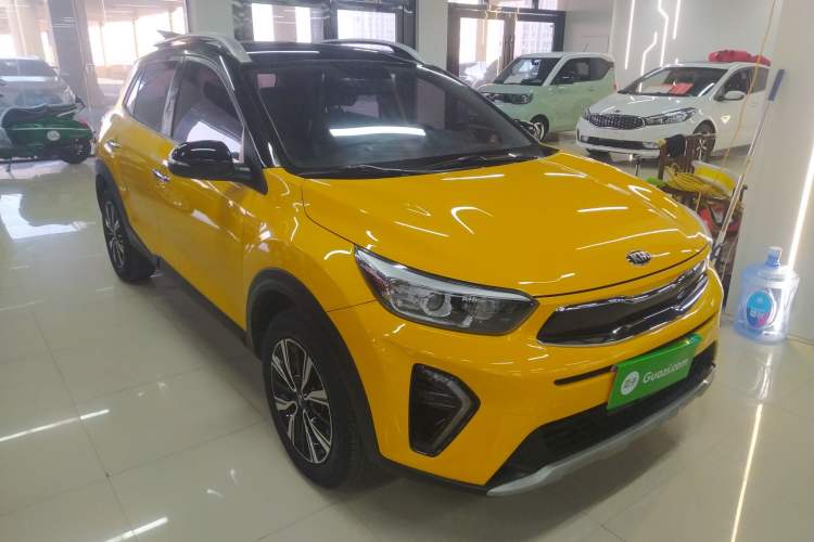 Used Kia kx1 Stonic 2021 1.4L Automatic Fun & Sport Edition Exterior 2