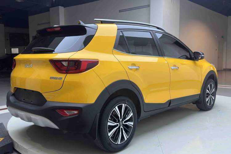 Used Kia kx1 Stonic 2021 1.4L CVT Sunroof Model Exterior 4