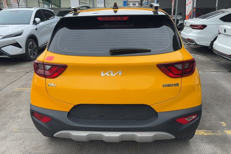 Used Kia kx1 Stonic 2021 1.4L CVT Fun & Sunroof Model Exterior 4