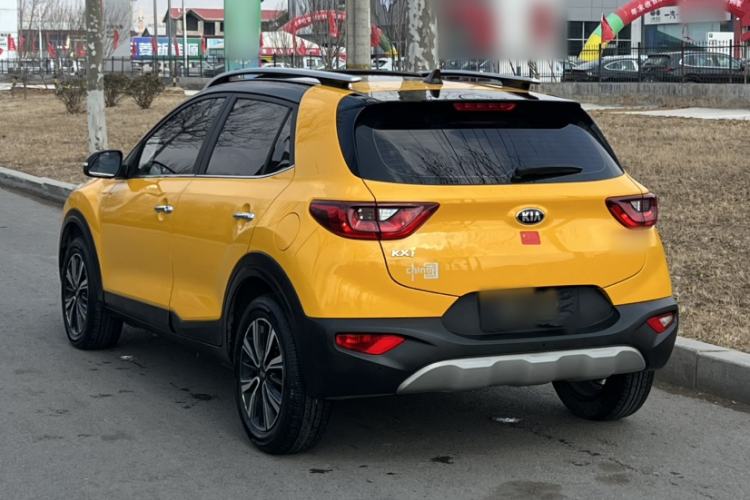 Used Kia kx1 Stonic 2021 1.4L CVT Fun & Sunroof Model Exterior 5