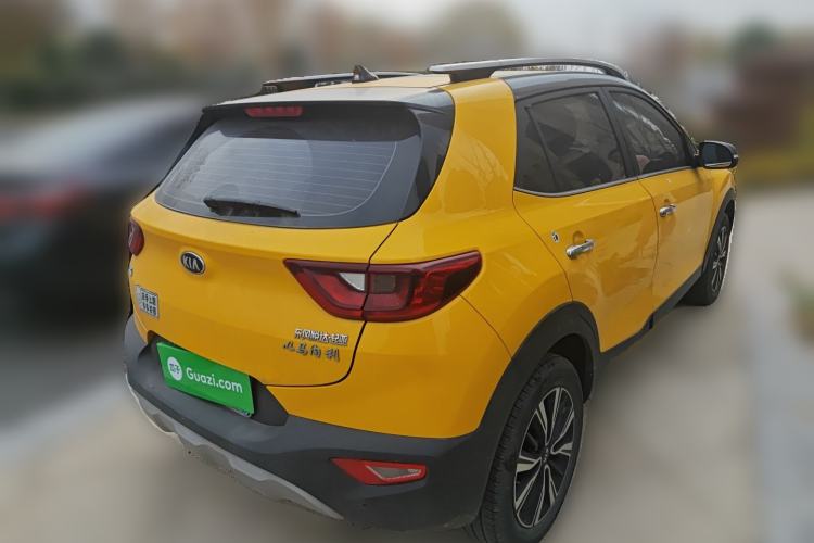 Used Kia kx1 Stonic 2021 1.4L Automatic Fun & Sport Edition Exterior 5