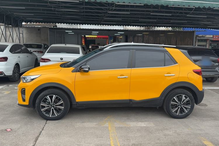 Used Kia kx1 Stonic 2021 1.4L CVT Fun & Sunroof Model Exterior 5