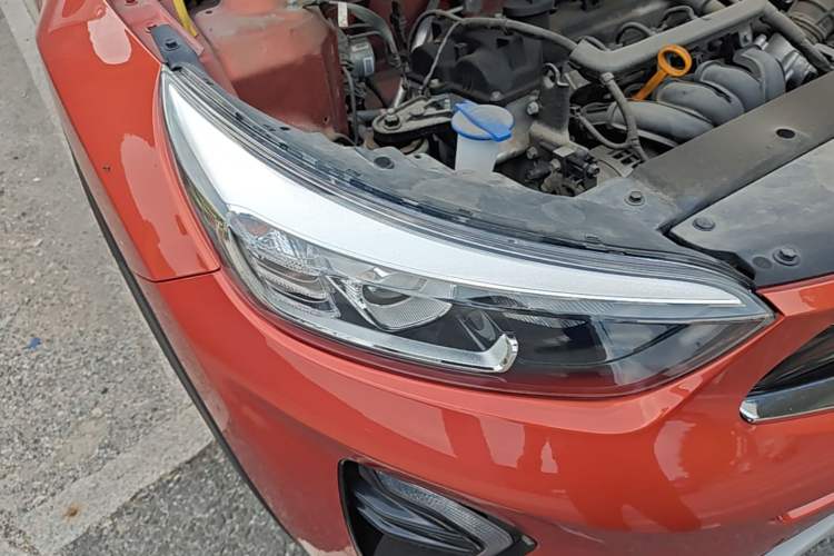 Used Kia kx1 Stonic 2021 1.4L CVT Sunroof Model Exterior 6