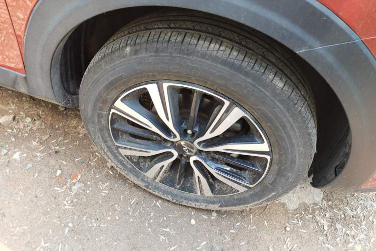 Used Kia kx1 Stonic 2021 1.4L CVT Sunroof Model Exterior 7