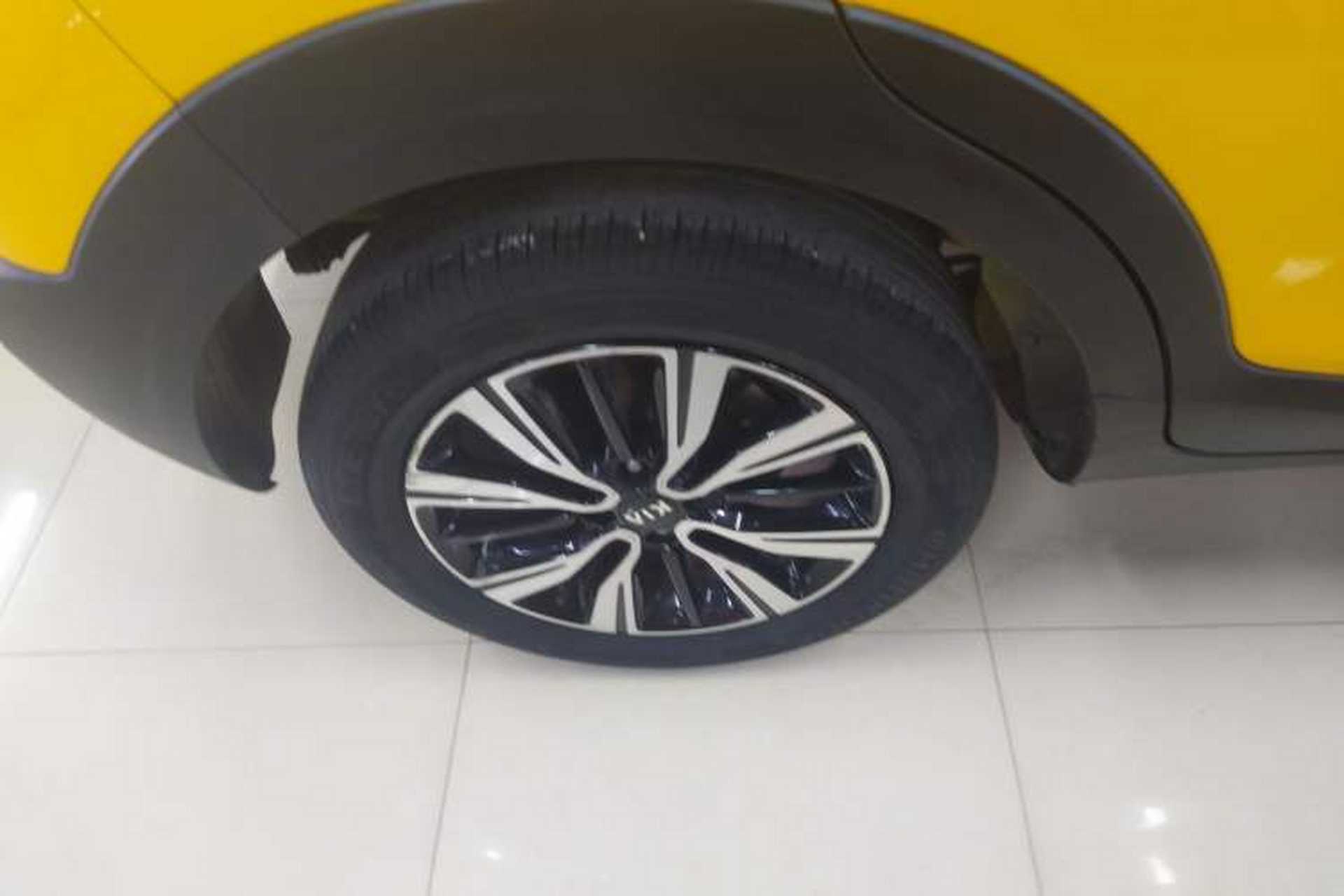 Used Kia kx1 Stonic 2021 1.4L Automatic Fun & Sport Edition Exterior 8