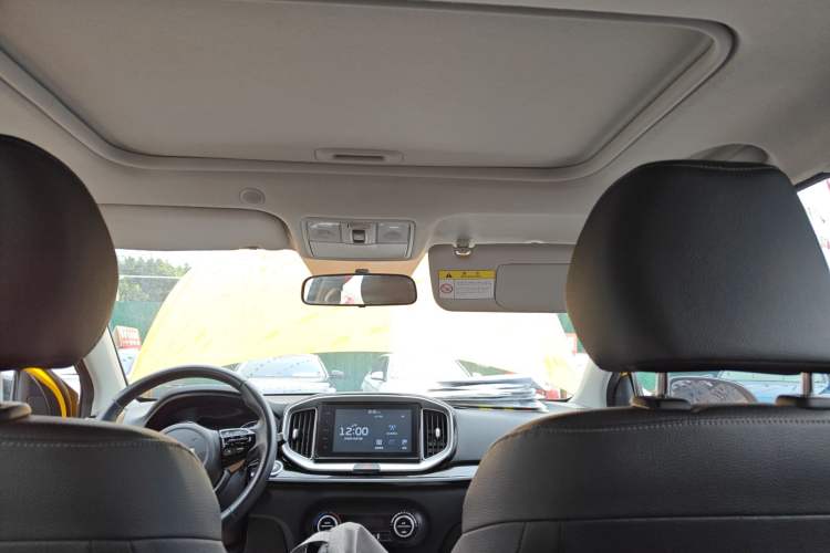 Used Kia kx1 Stonic 2021 1.4L CVT Sunroof Model Headliner