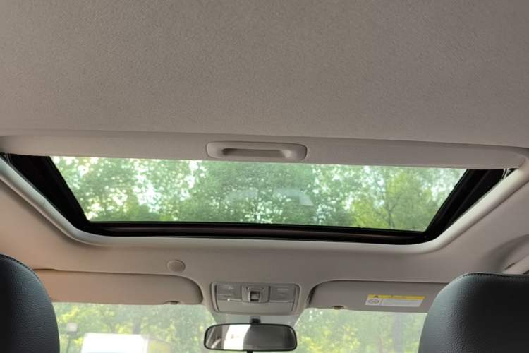 Used Kia kx1 Stonic 2021 1.4L Automatic Fun & Sport Edition Headliner