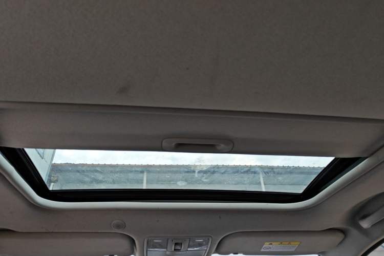 Used Kia kx1 Stonic 2021 1.4L CVT Sunroof Model Headliner