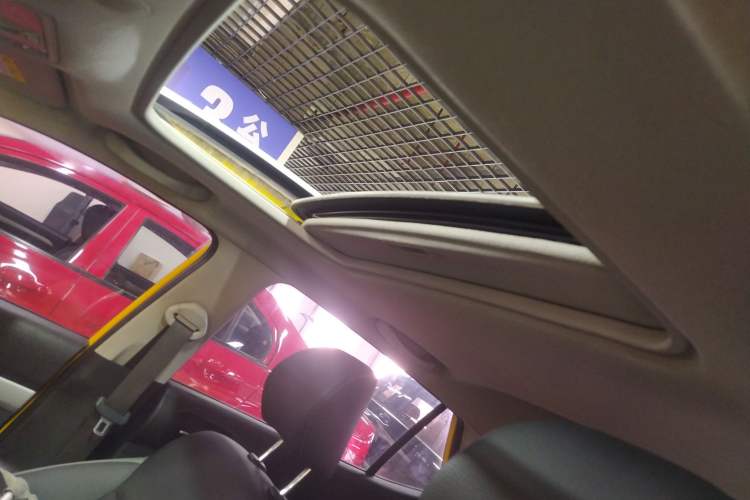 Used Kia kx1 Stonic 2021 1.4L Automatic Fun & Sport Edition Headliner